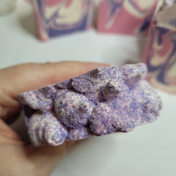 Handmade Soap 2 large bars lilac scent - Picture 7 of 16